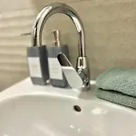 Stylish With Free Parking By Apartmax * Warna