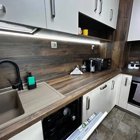 Appartement Stylish With Free Parking By Apartmax *