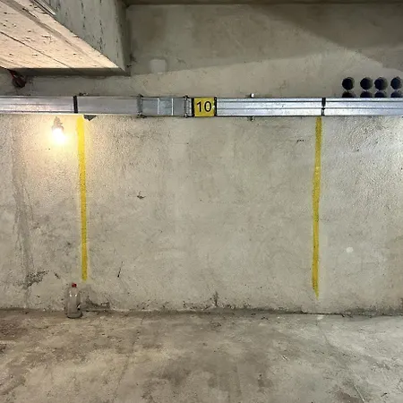 Stylish With Free Parking By Apartmax Appartement *